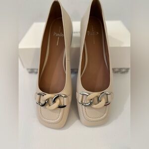 Paolo Beige Chain-Trim Leather Flats